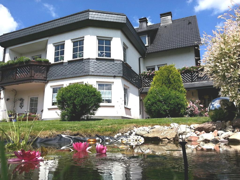 Ferienwohnungen Luge - Winterberg Szoba fotó